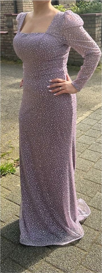 Kleid Abendkleid lila Flieder Glitzer wie neu 38/40 in Ratingen