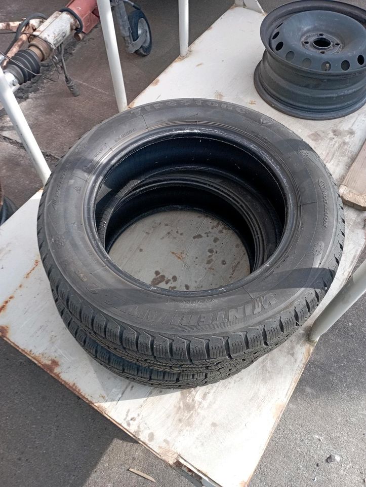 Reifen 175/65 R 15. 84 T Firestone in Gera