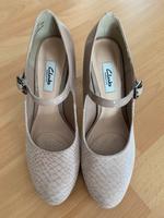 Clarks Pumps Gr 39,5 *wie neu* Hessen - Rotenburg Vorschau
