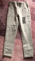 Neu Adidas Woman Ligrme Pants Sweathosen Gr. S Türkis Top HC8813 Sachsen - Chemnitz Vorschau