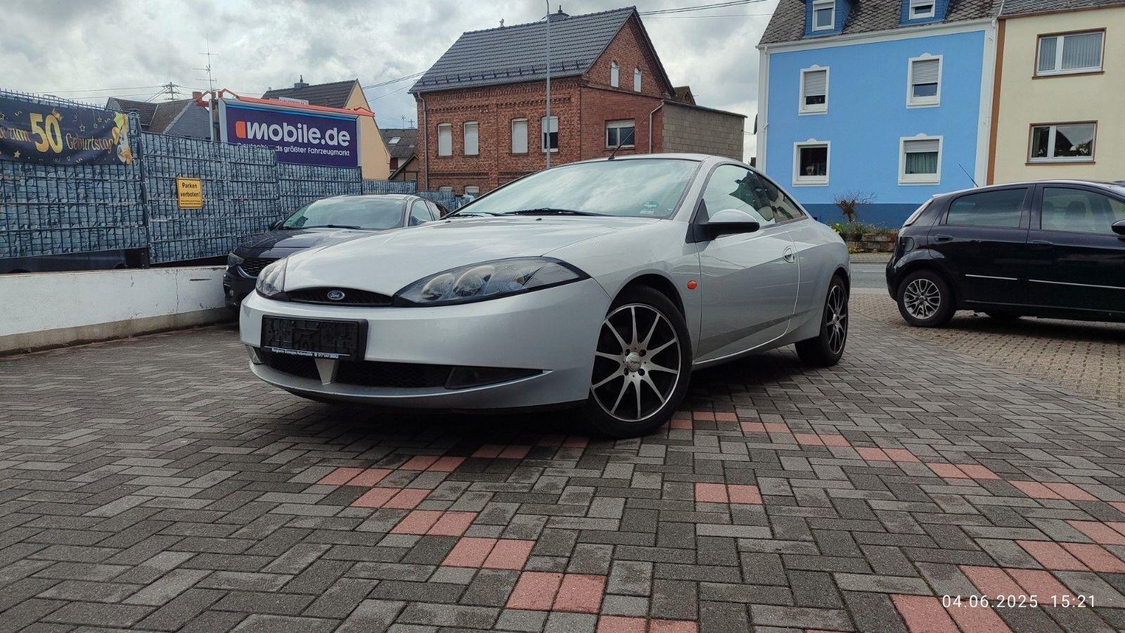 Abbildung des Autos Ford Cougar 2.5 V6 V6
