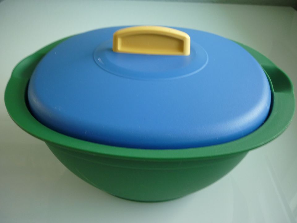 Tupperware 2 Schüsseln mit Deckel + 1 Löffel 1,0 / 1,8 ltr in Herzogenrath