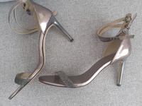 High Heels, S.Oliver, Sandaletten, Gr.41, chic & bequem Nordrhein-Westfalen - Solingen Vorschau