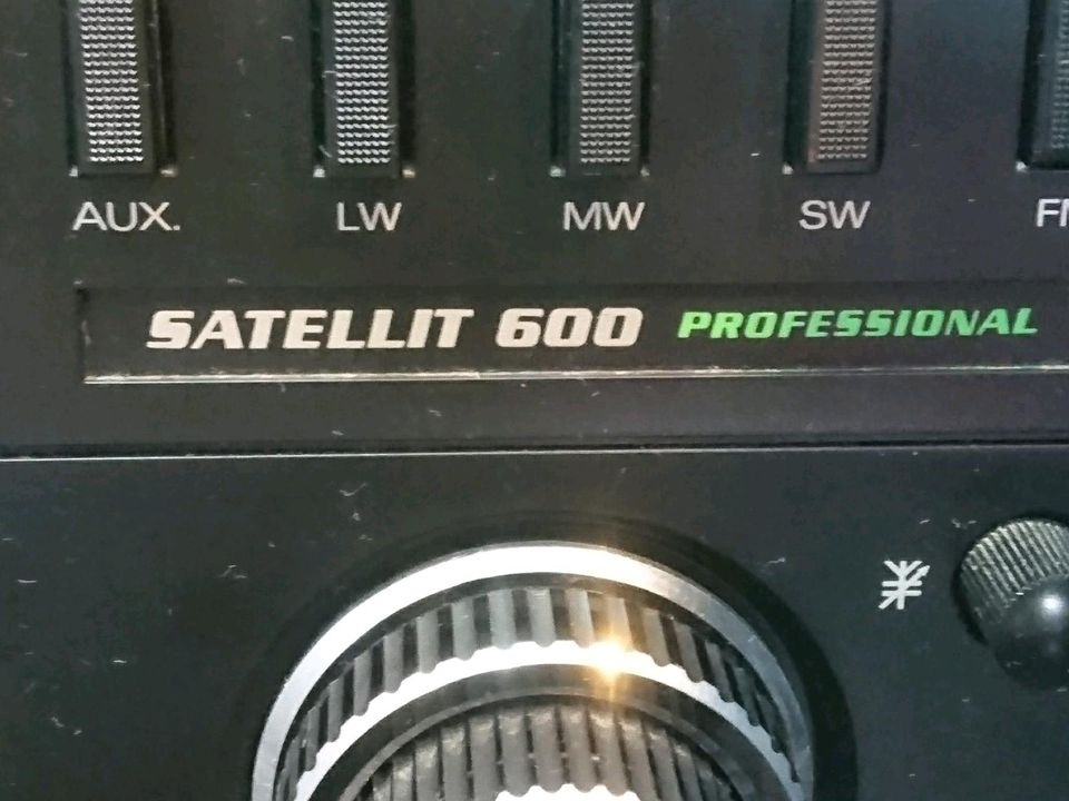 GRUNDIG SATELLIT 600 Professional, Radio in Berlin