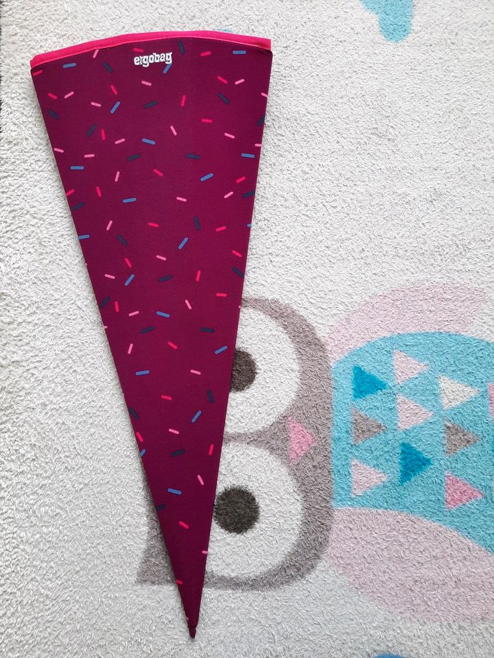 Ergobag Schultüte 75cm NussknackBär lila pink mädchen Einschulung in Möglingen 