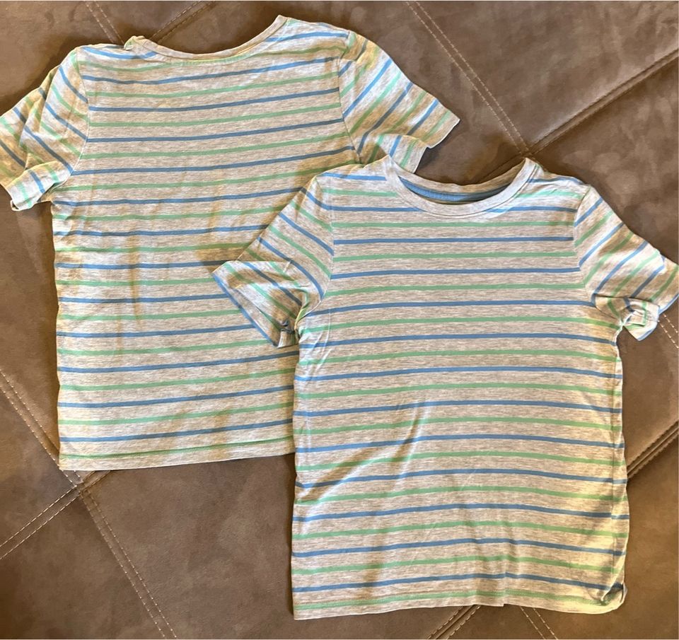 T-Shirts, Größe 128, Zwillinge in Wippingen