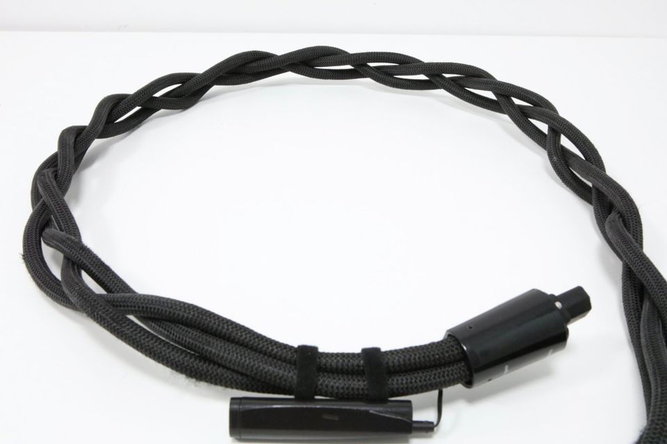 AUDIOQUEST TORNADO C13 2,0m HIGH End Powercable in Pforzheim