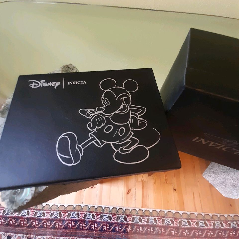 Invicta Taucher-Uhr Disney Mickey Mouse Limited Edition in Fürth