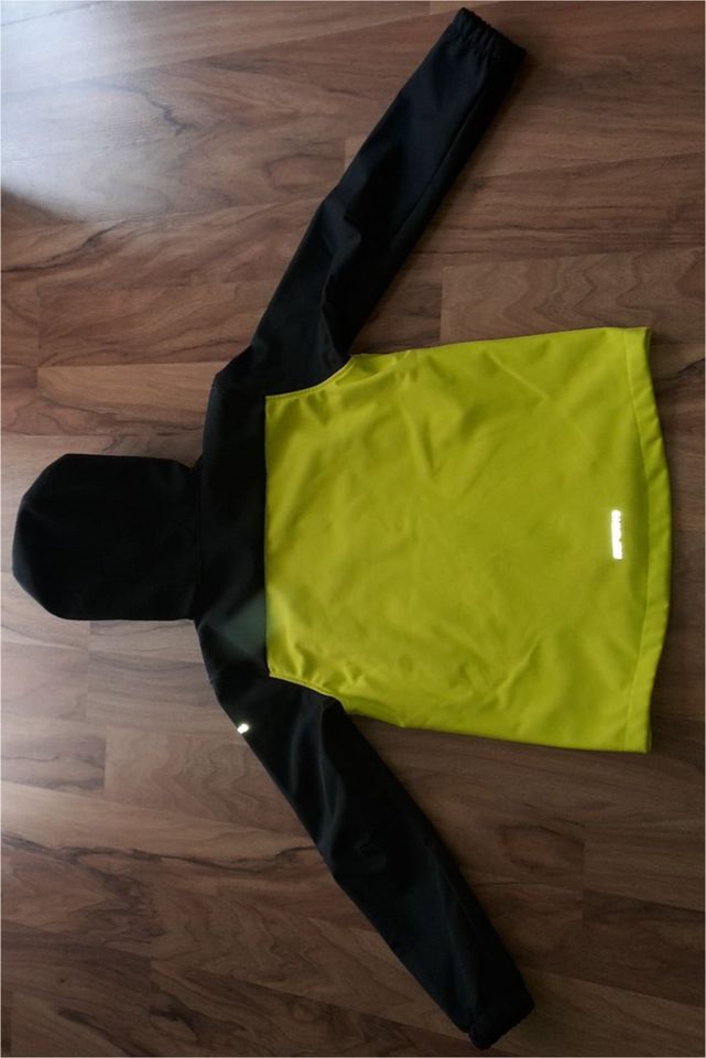 ICEPEAK Softshelljacke, gelb-schwarz, Größe 152 - aus 1. Hand in Stadtbergen