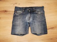 Levi´s Short, kurze Hose, grau, W31, "heavy used" Style Kr. Altötting - Kirchweidach Vorschau