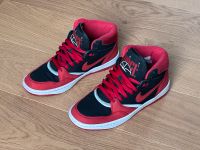 Nike Sky Force 88 Mid 42 1/2  454452-060 Kr. München - Garching b München Vorschau