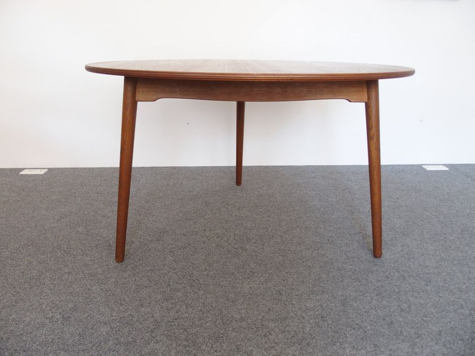 TRUE VINTAGE Wegner DINING TABLE Teak HEART 1964 FRITZ HANSEN in Centrum