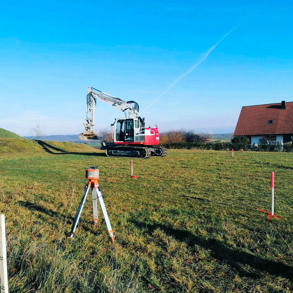 Fundament,Erdarbeiten,Aushub-arbeiten Baggerarbeit-Berliner Verbau in Darmstadt