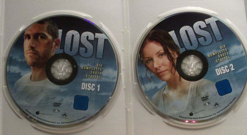 LOST - Die Komplette Erste Staffel - 7 Disc-Set in Blankenheim