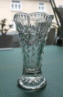 Kleine Blumenvase aus Glas mit Musterung - Höhe ca. 12,5 cm Köln - Riehl Vorschau