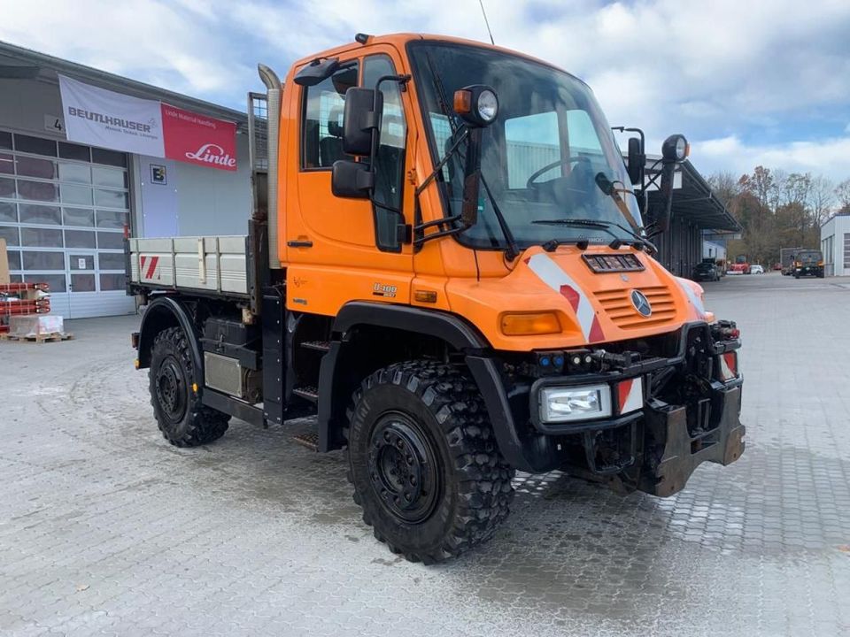 Mercedes-Benz Mercedes Benz Unimog U 400 6 Zylinder in Hagelstadt