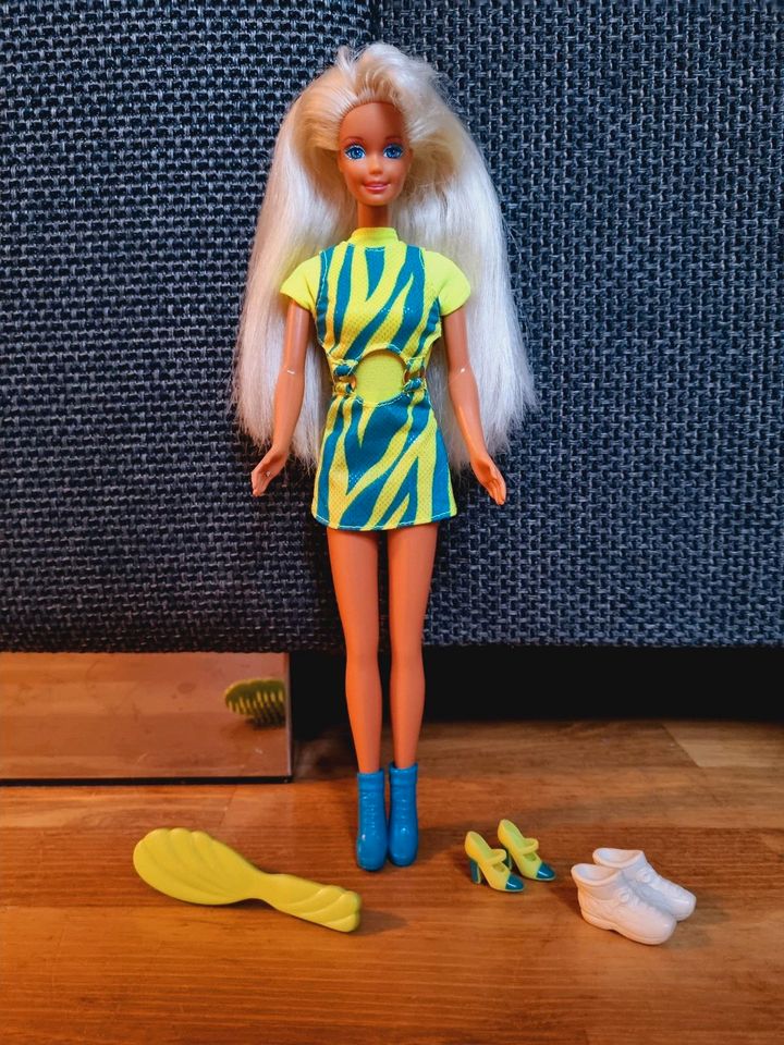 Barbie Movin' Groovin' / Lauf mit mir 1997 Mattel vintage in Berlin