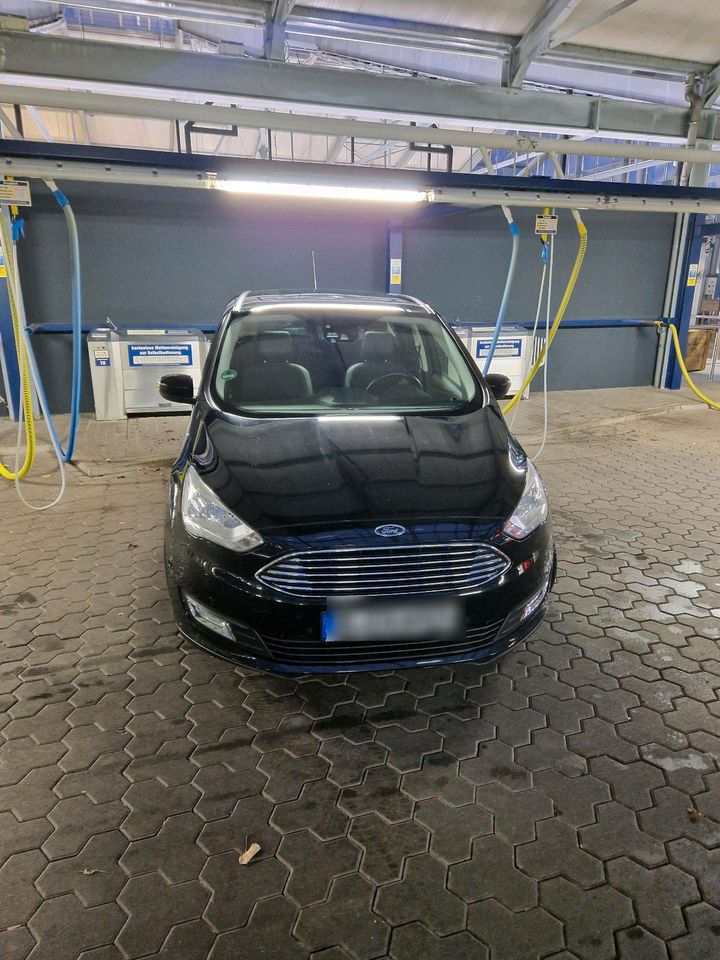 Ford c-max Titanium in Berlin