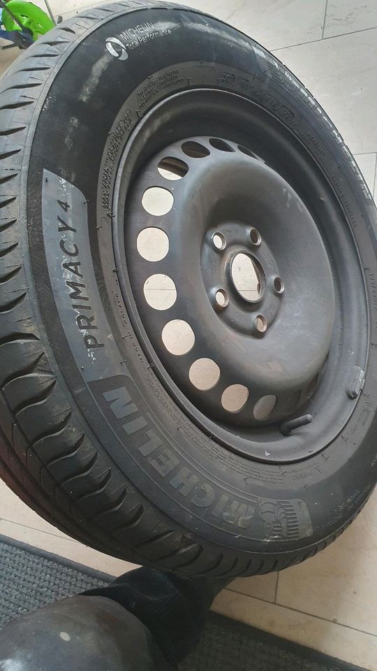 Michelin Sommer Reifen 195/65 R15 in Rödental