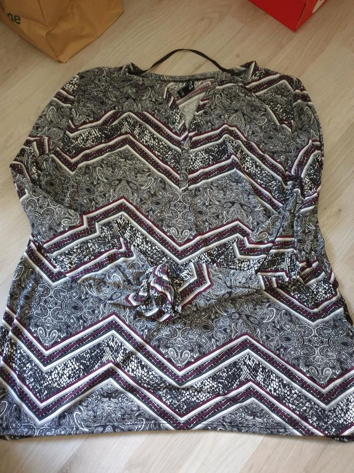 Tolles Langarmshirt Gr.L/ XL neu in Berlin