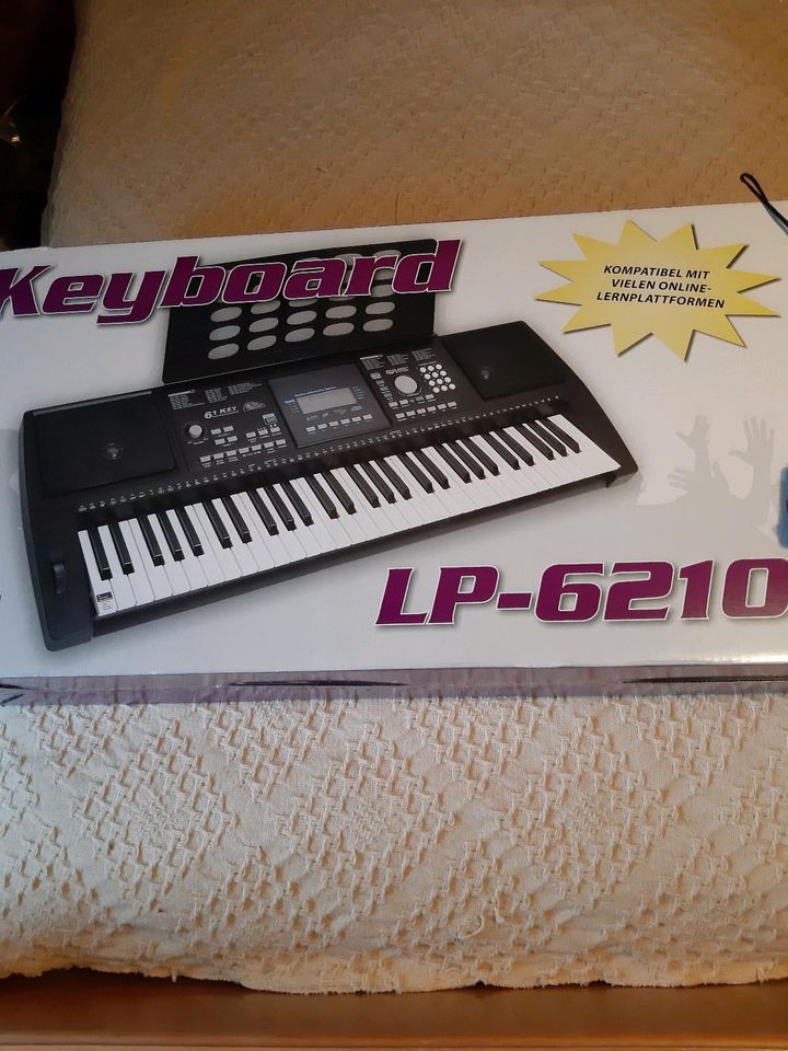 Keyboard LP - 6210 C in Ostrhauderfehn