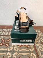 Cherry Boutique Leder Schuhe / Pumps Nordrhein-Westfalen - Plettenberg Vorschau