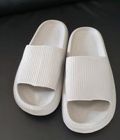 Cosy Slides Hausschuhe, Gr 42, Unisex Badeschlappen  Sandale Nordrhein-Westfalen - Dülmen Vorschau