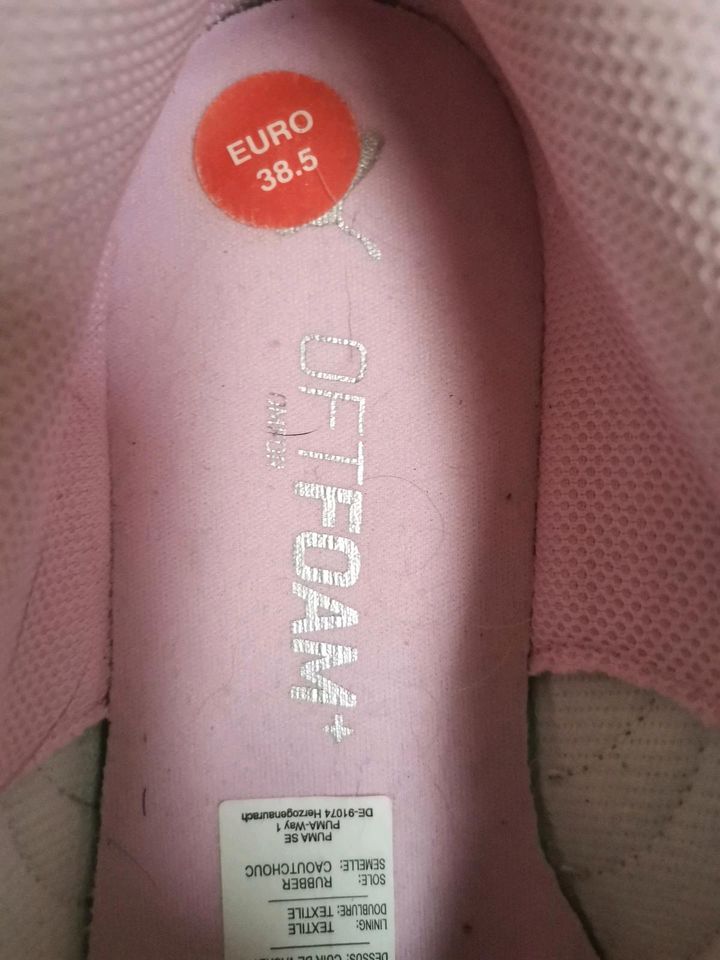 Puma rosa schuh 38,5 in Leipzig