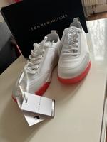TOMMY HILFIGER/ Damensneaker/ Neu Nordrhein-Westfalen - Neuss Vorschau