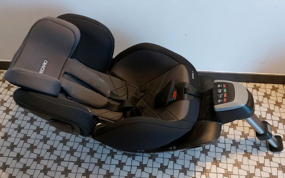 Recaro Zero 1 Carbon Black Kindersitz Isofix Reboarder in Hoetmar