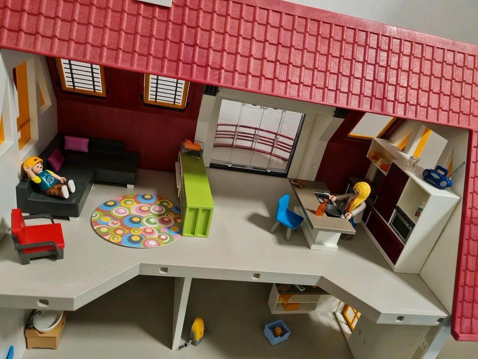 Playmobil Wohnhaus plus weitere Etage und Zimmer in Herne