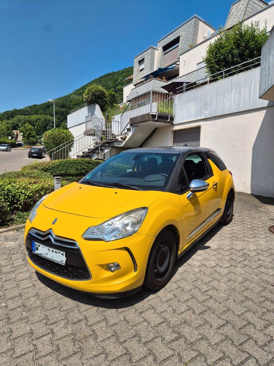 Abbildung des Autos Citroën DS3 VTi 120 SoCh…