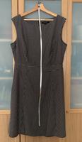 Kleid mit Gürtel von Comma, Gr.42, sehr gut gut erhalten Stuttgart - Weilimdorf Vorschau