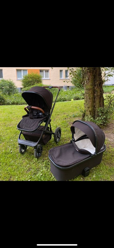 Moon Style Kinderwagen, Set in Dortmund