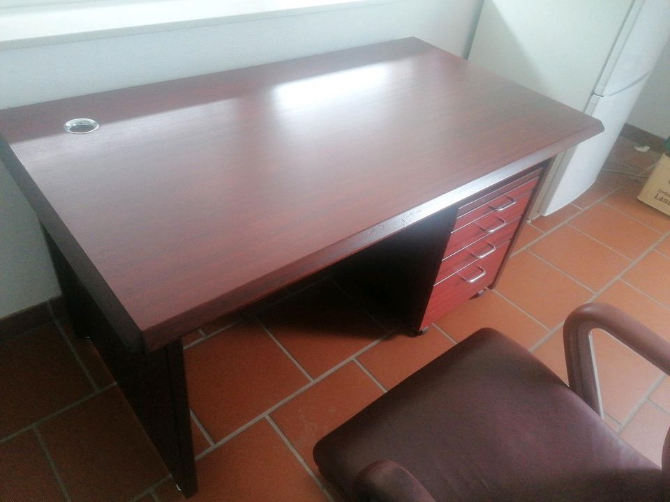 Schreibtisch Hülsta sehr Stabil hochwertig in Spenge