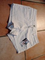 Up top Fashion Hot Pants Jeans weiß Gr. 40 Neu Nordrhein-Westfalen - Bedburg Vorschau