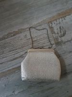 Silberne Clutch Berlin - Tempelhof Vorschau