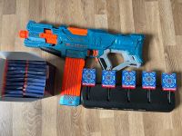 Nerf Elite 2 Spielzeugblaster mit Darts und Zielscheibe Wert 150€ Hessen - Bad Camberg Vorschau