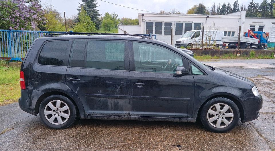 VW Touran 2.0 TDI in Freital