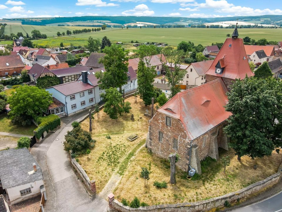 Kleine Mehrfamilienhaus in der Weinregion Unstruttal - Sanierung 2023 in Nebra (Unstrut)