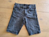 H&M Shorts Gr. 30 slim fit grau kurze Hose Jeans Jeansshorts Bayern - Regensburg Vorschau