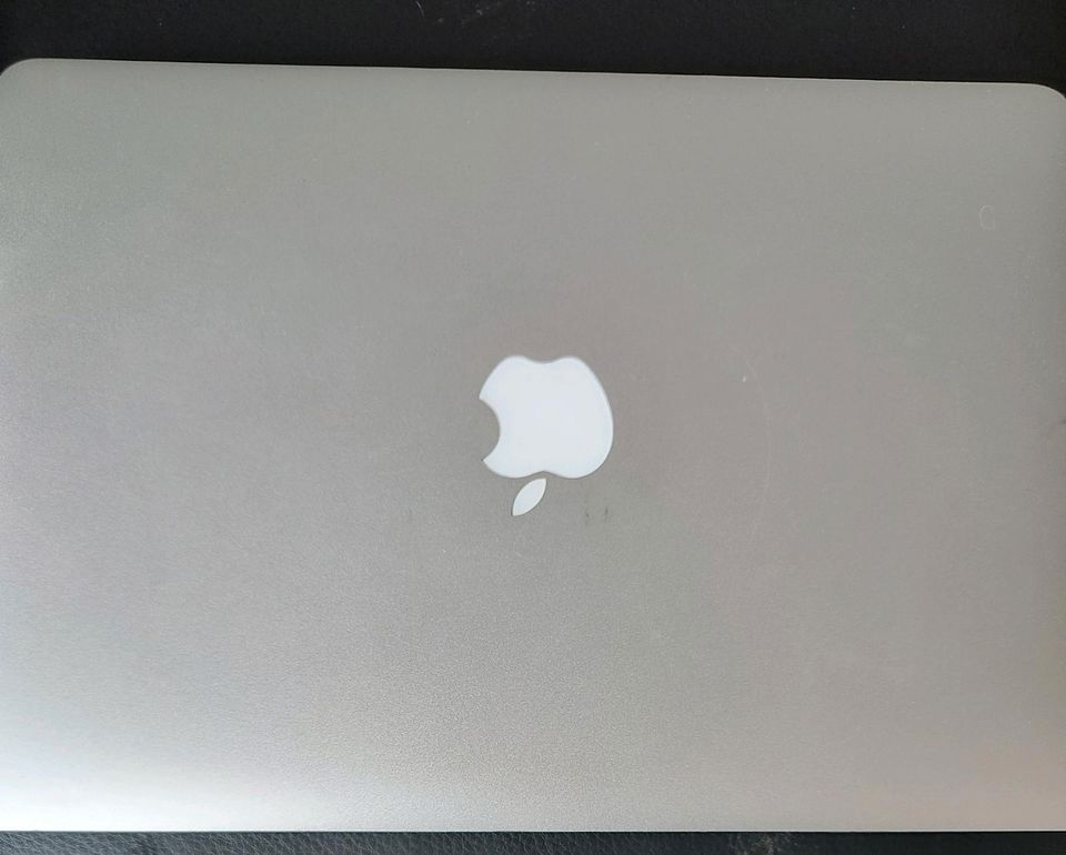 Macbook Air 13" / i7 Dual Core / 1,7GHz / 8 GB RAM / 512 GB SSD in Jüchen