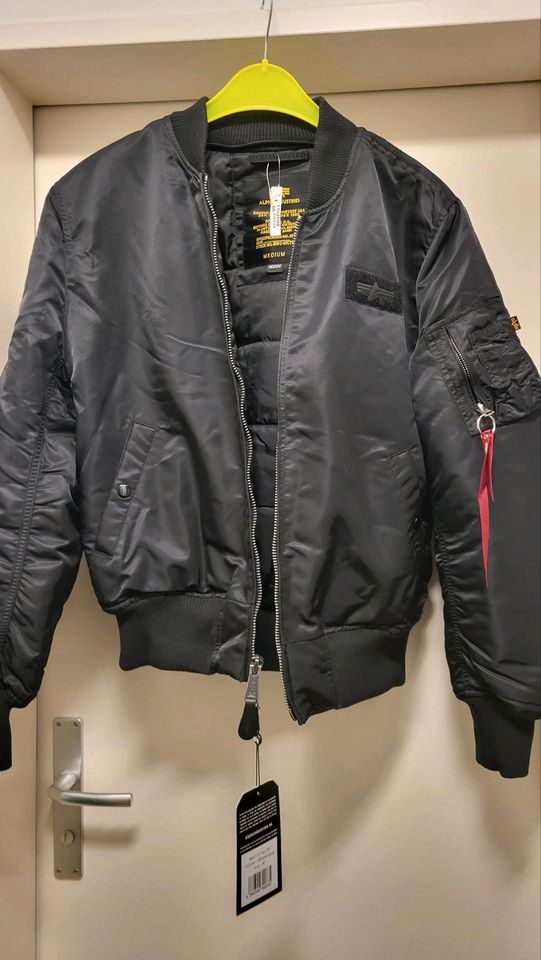 Herren Jacke Alpha industries Neu .M in Oberhausen