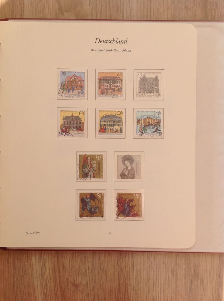 1 Briefmarkenalbum mit ca. 209 Briefmarken 1985-1993 in Waldalgesheim