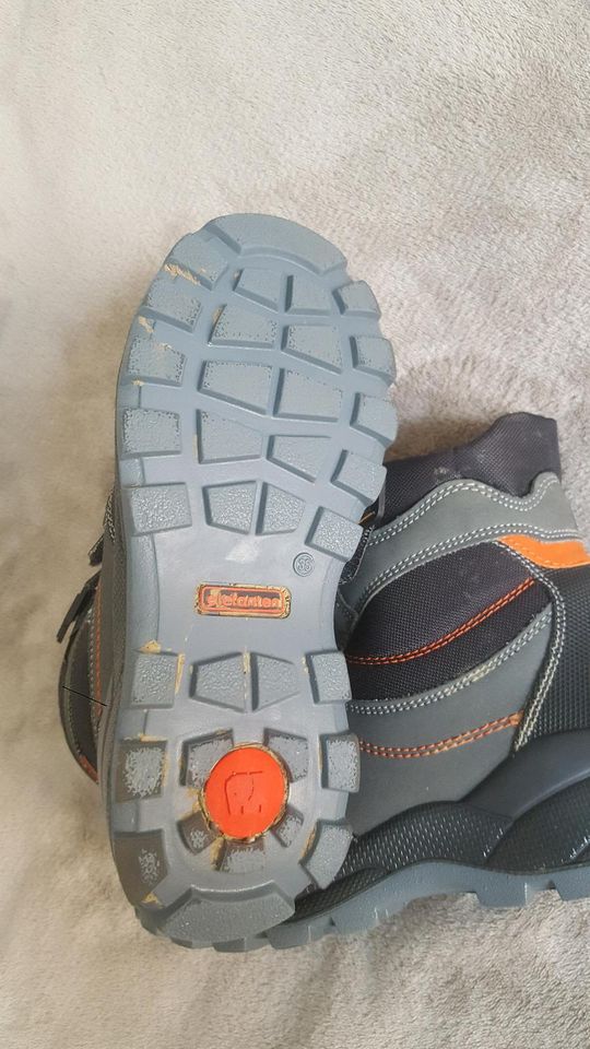 Kinder Outdoor Schuhe Elefanten Tex 35 Stiefel in Mühlhausen