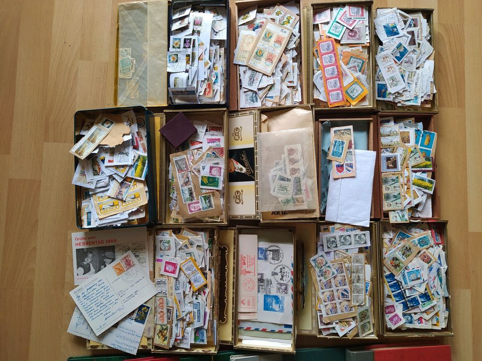 XXL Riesige große alte Briefmarken-Sammlung Konvolut Paket Alben in Hohenahr