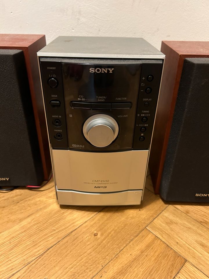 Stereoanlage Sony mit CD und Kassettenlaufwerk in Berlin