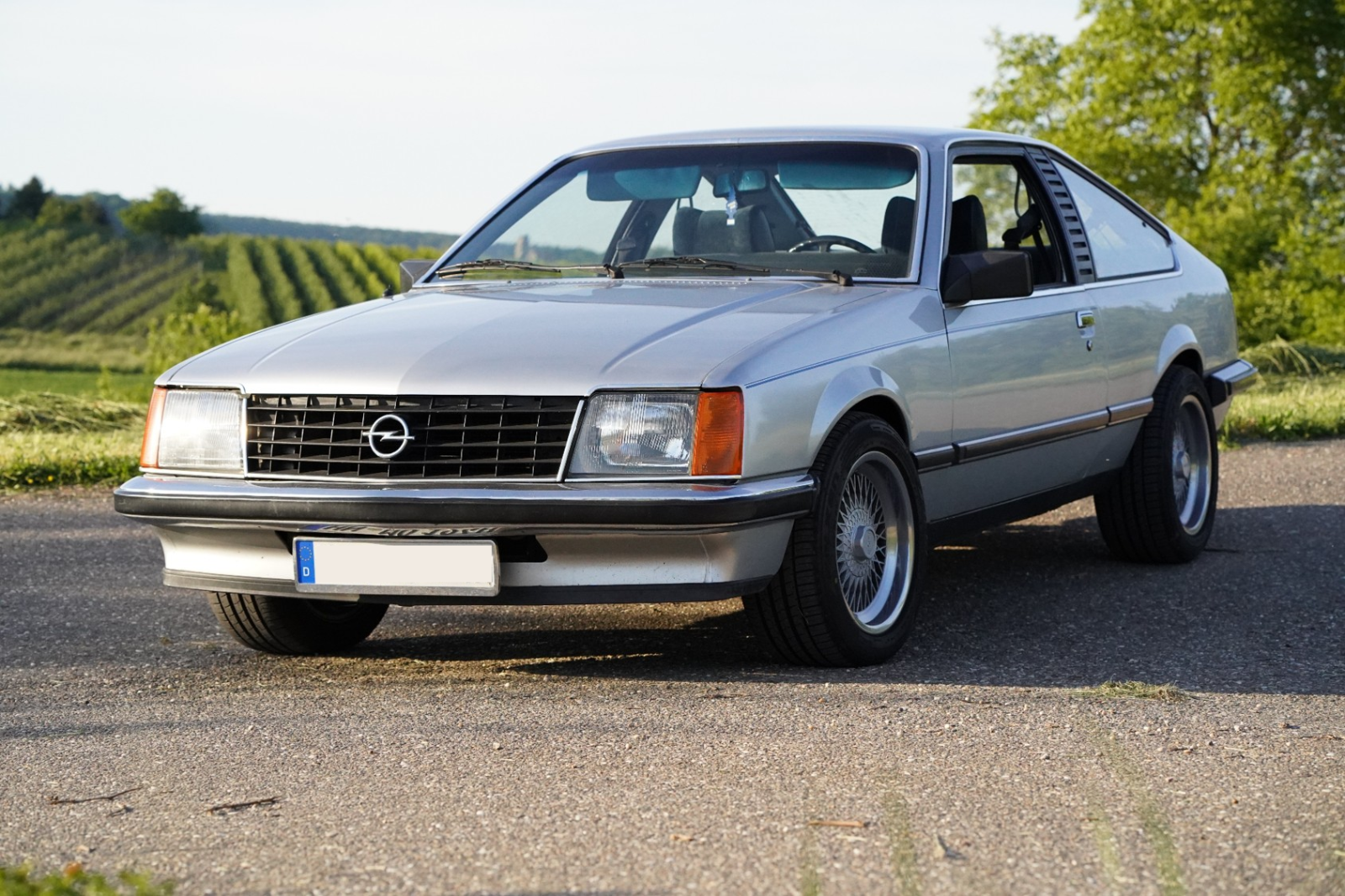 Abbildung des Autos Opel Monza A1