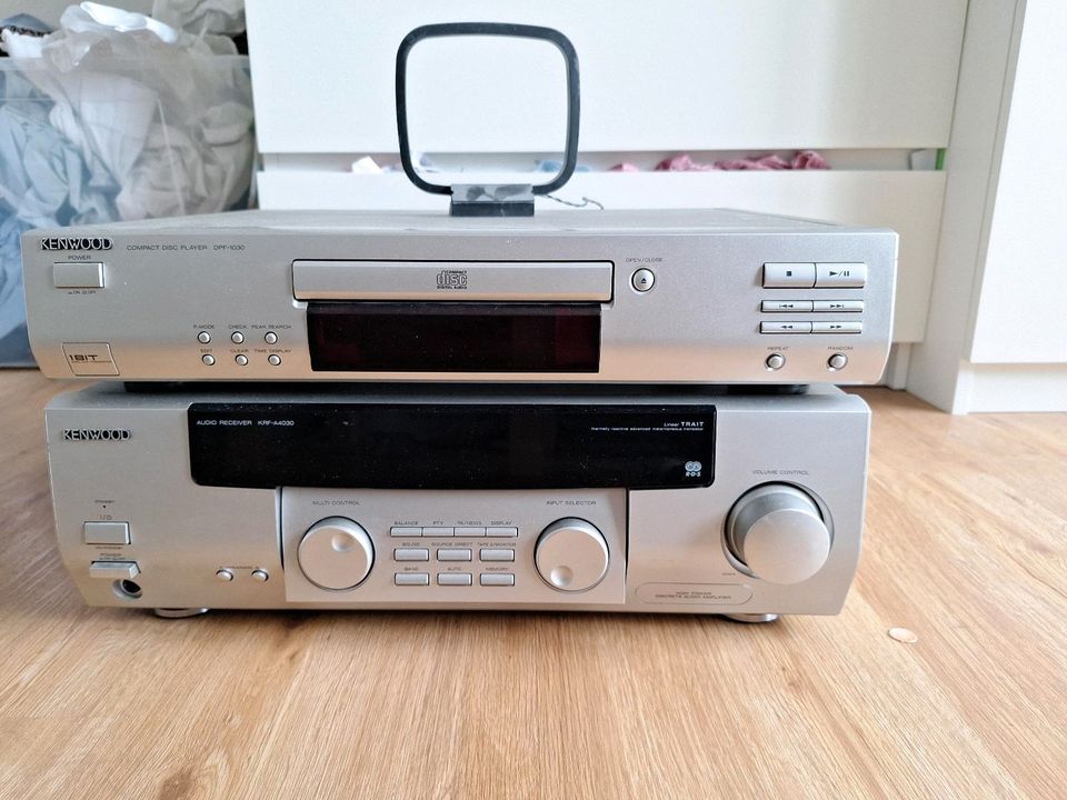 Stereoanlage CD Player Verstärker in Friedberg