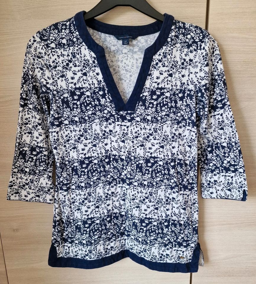 Tommy Hilfiger Tunika Shirt Bluse Gr.S weiß/blau top Zustand in Erkelenz